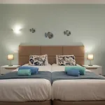 Silverside Holidays Pensión 4*